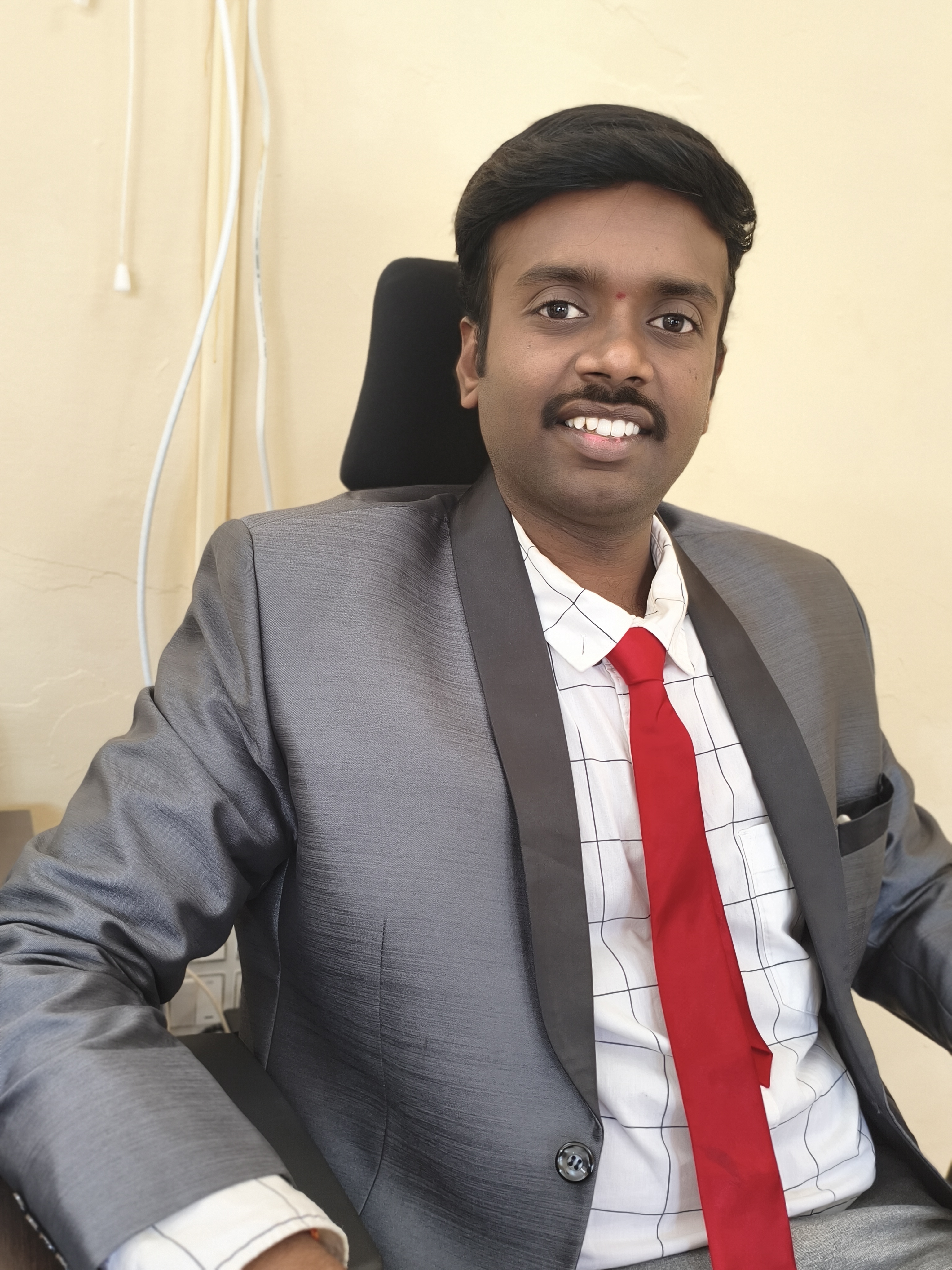 Akshaykumar S Shettar, Founder & MD